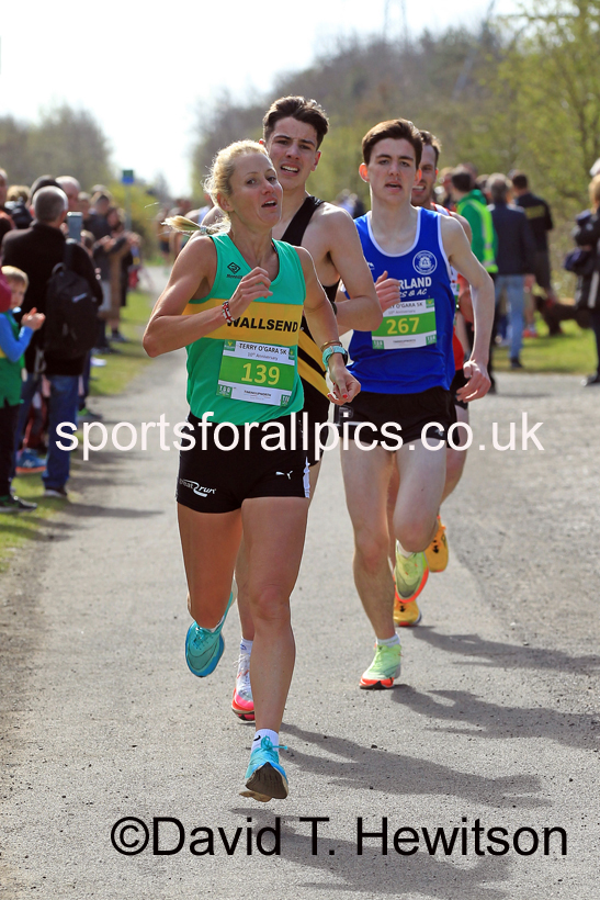 The  2022 Terry O'Gara 5k Road Race, Wallsend.  Photo: David T. Hewitson/Sports for All Pics